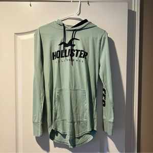 Hollister men’s long sleeve top, green and black, size small